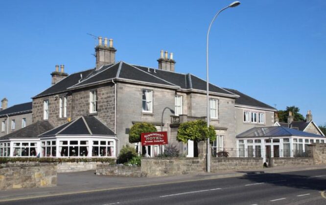 Sunninghill Hotel in Elgin