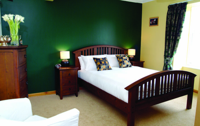 Picture of bedroom in The Mash Tun