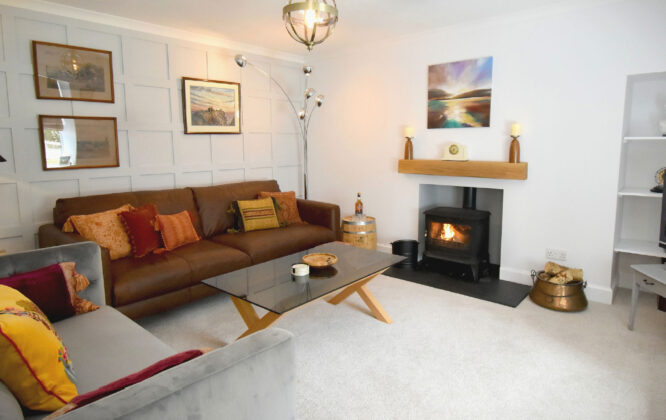 Picture of Dram Cottage living area