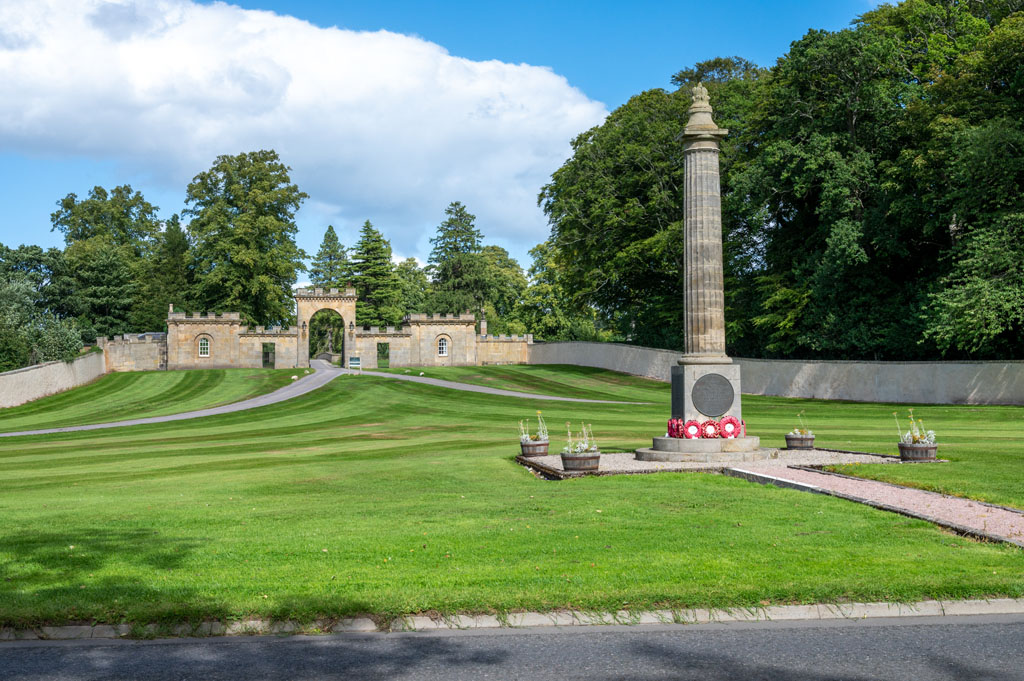 Picture of Fochabers memorial