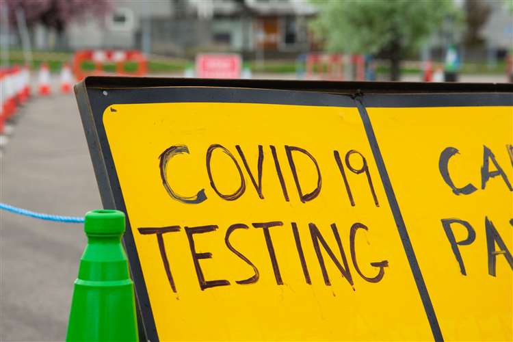 Covid-19 testing site sign