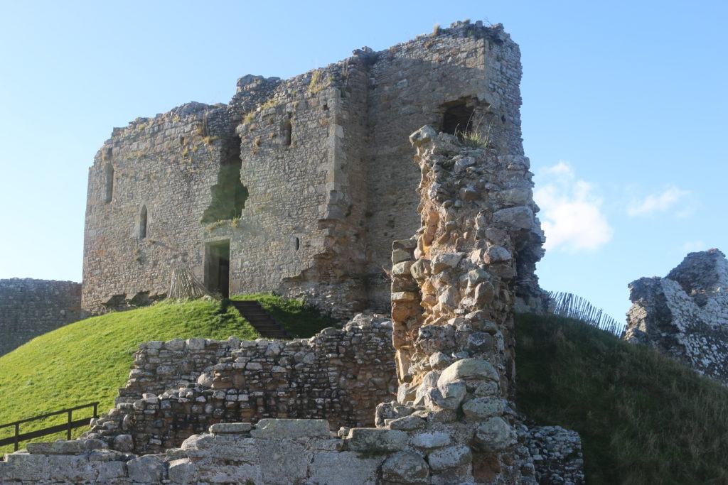 Duffus Castle