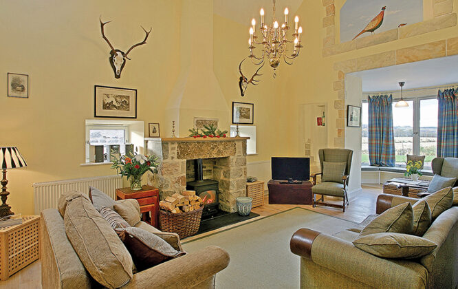 Picture of Weiroch Lodge living area