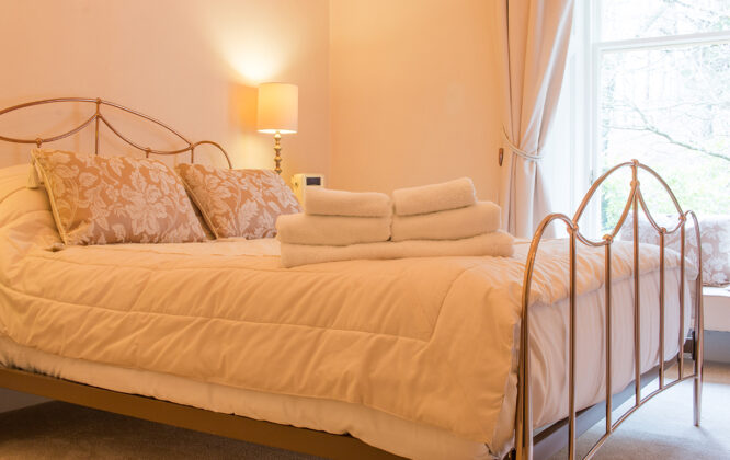 A picture of a double room in Cluny Bank Hotel